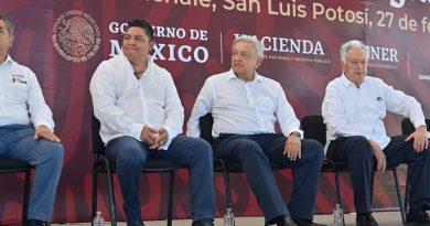 DESDE LA HUASTECA, RICARDO GALLARDO Y AMLO CELEBRAN NACIONALIZACIÓN ENERGÉTICA