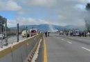 TRES PERSONAS RESULTAN LESIONADAS TRAS EXPLOSIÓN DE CAMIÓN EN CARRETERA MÉXICO-PUEBLA