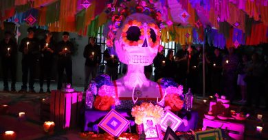 UN ÉXITO EL TERCER CONCURSO DE ALTARES DE MUERTOS 2025 DE LA UNIVERSIDAD DE MATEHUALA