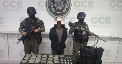 VILLA DE RAMOS | GUARDIA CIVIL ESTATAL RECUPERA VEHICULOS CON REPORTE DE ROBO Y MÁS DE 60 DOSIS DE DROGA; HAY UN DETENIDO