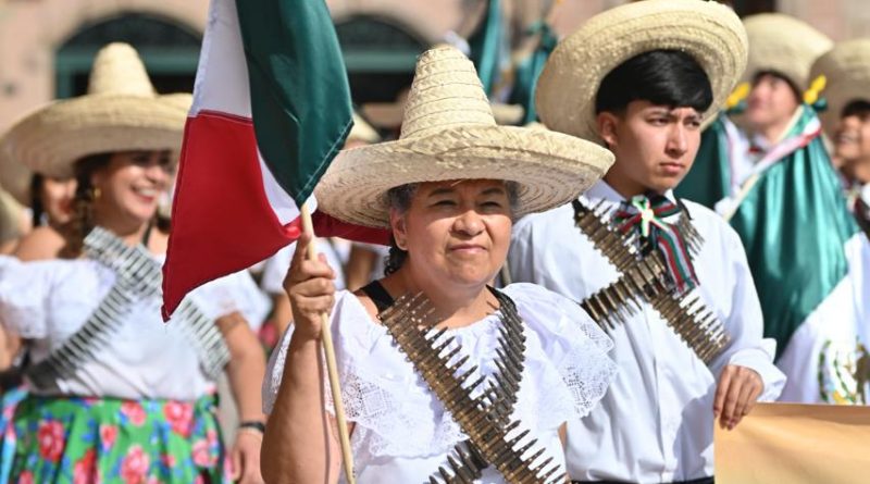 RICARDO GALLARDO REAFIRMA APOYO A LAS FAMILIAS EN EL MARCO DE LA CONMEMORACIÓN DE LA REVOLUCIÓN