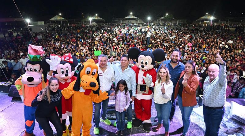 RICARDO GALLARDO ENCIENDE EL ESPÍRITU NAVIDEÑO EN TODO SAN LUIS POTOSÍ