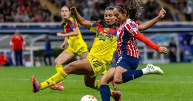 AMÉRICA FEMENIL GOLPEA PRIMERO Y TOMA VENTAJA SOBRE CHIVAS