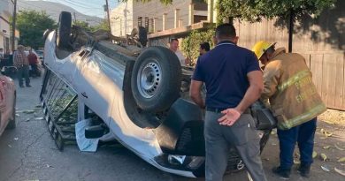 EN TAMAULIPAS, ATACAN A BALAZOS A PAREJA QUE IBA EN AUTO Y VUELCAN CUANDO BUSCABAN AYUDA