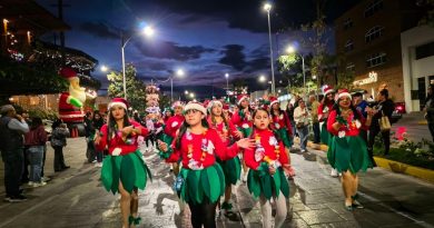 UN ÉXITO LA GRAN CARAVANA NAVIDEÑA