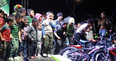 RICARDO GALLARDO CELEBRA CON FAMILIAS DE LA REGIÓN MEDIA LAS POSADAS NAVIDEÑAS