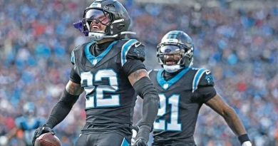 LOS PANTHERS TOMAN EL LIDERATO DEL SUR DE LA NFC TRAS VENCER A LOS BUCCANEERS