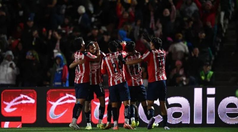 CHIVAS DERROTA POR LA MÍNIMA A JUÁREZ Y AMANECERÁ COMO LÍDER GENERAL