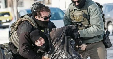 EU VA POR USUARIOS QUE CRITIQUEN LOS OPERATIVOS DEL ICE EN INTERNET