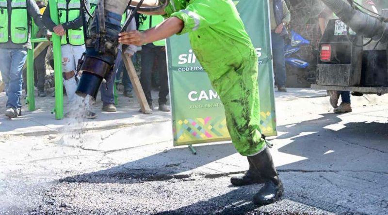 RICARDO GALLARDO ENCHULA LA COLONIA «EL SAUZALITO