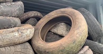 RETIRAN DOS MIL NEUMÁTICOS USADOS DE LAS ISLAS GALÁPAGOS PARA PROTEGER ECOSISTEMAS MARINOS