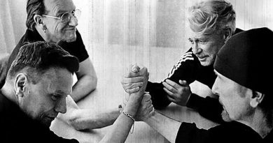 U2 LANZA CORTOMETRAJE SOBRE UCRANIA