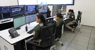 MUJERES POLICÍAS BRINDAN SEGURIDAD A FAVOR DE LAS FAMILIAS POTOSINAS