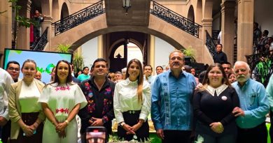 ESTADO RECONOCE TALENTO DE ARTESANOS MASCAREROS