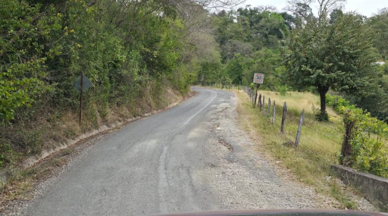 GOBIERNO ESTATAL LLEVA “ENCHULANDO TU COMUNIDAD” A AQUISMÓN