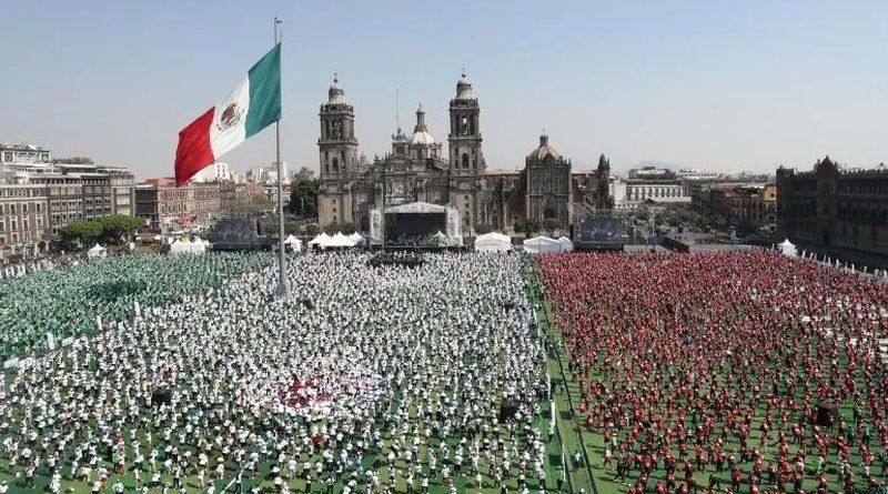 CDMX LOGRA RÉCORD GUINNESS CON LA CLASE DE FUTBOL MÁS GRANDE DEL MUNDO