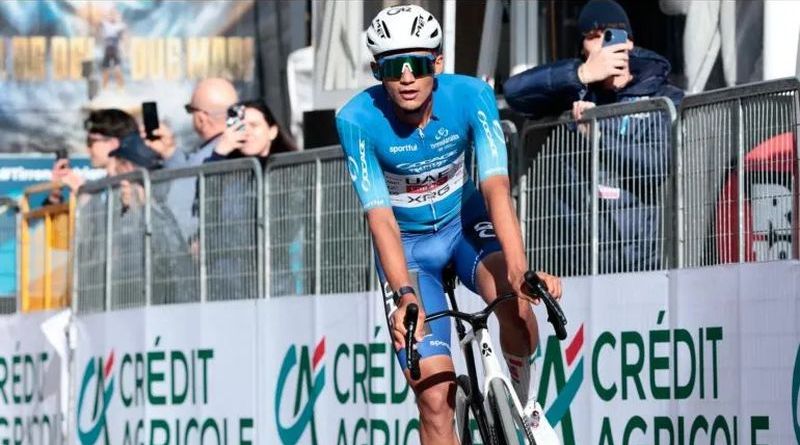 DEL TORO AMARRA EL «TRIDENTE» TRAS GANAR LA ETAPA SEIS EN EL TIRRENO-ADRIÁTICO