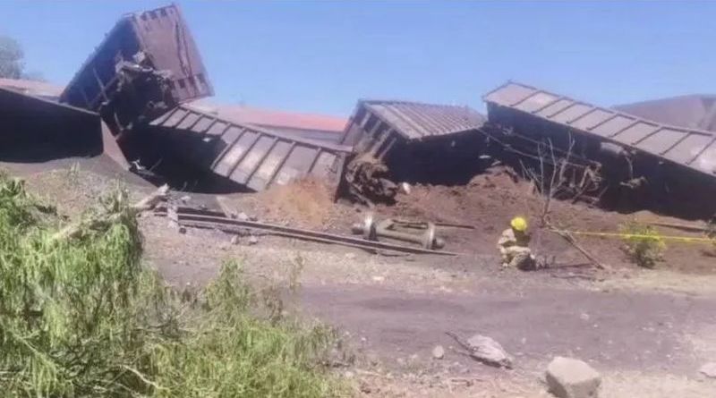 DESCARRILAMIENTO DE TREN EN AGUASCALIENTES DEJA UN MUERTO Y VARIOS HERIDOS