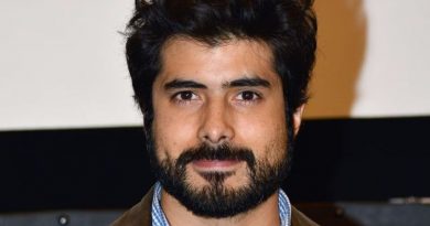 JOSÉ ÁNGEL BICHIR REAPARECE TRAS SUFRIR CAÍDA EN EDIFICIO