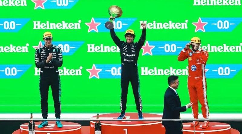 KIMI ANTONELLI CONQUISTA SU PRIMER GRAN PREMIO Y MERCEDES FIRMA EL 1-2