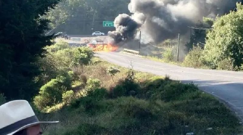 NUEVOS BLOQUEOS DEL CÁRTEL EN MICHOACÁN