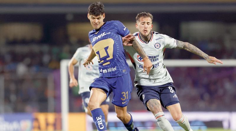 PUMAS LOGRA SACARLE UN VALIOSO EMPATE A CRUZ AZUL