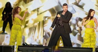 RICKY MARTIN “VUELVE” CON LOS ÁNGELES AZULES