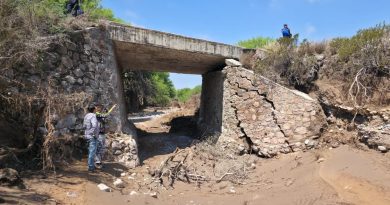 GOBIERNO ESTATAL REVISA DAÑOS EN PUENTE CLAVE DEL ALTIPLANO