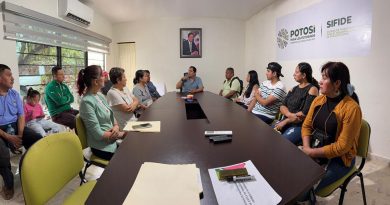 GOBIERNO ESTATAL IMPULSA EMPRENDIMIENTOS Y APOYO EDUCATIVO EN LA HUASTECA