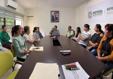 GOBIERNO ESTATAL IMPULSA EMPRENDIMIENTOS Y APOYO EDUCATIVO EN LA HUASTECA