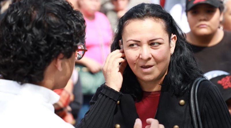 GOBIERNO ESTATAL ENTREGA APOYOS A PERSONAS CON DISCAPACIDAD AUDITIVA