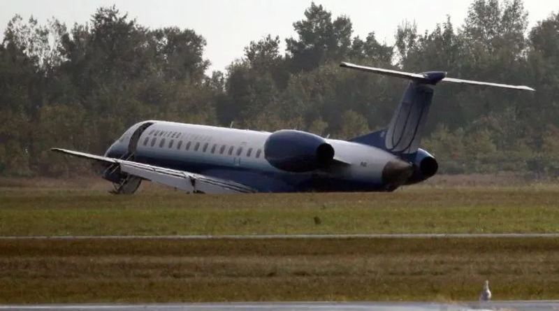 AVIÓN CON 29 PASAJEROS SE ESTRELLA CONTRA UN ACANTILADO EN CRIMEA; NO HUBO SOBREVIVIENTES