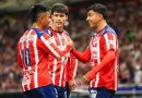 CHIVAS GOLEA, GUSTA Y HACE HISTORIA CON UNA MANITA SOBRE PUEBLA