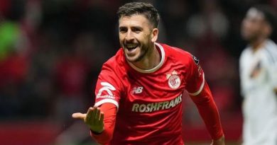 TOLUCA VENCE AL GALAXY CON TRIPLETE DE PAULINHO