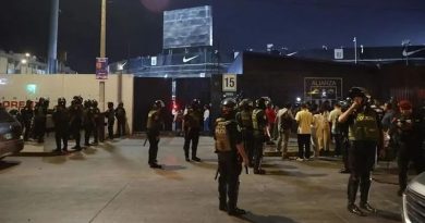 TRÁGICO INCIDENTE EN ESTADIO DE PERÚ DEJA UN MUERTO Y AL MENOS 60 HERIDOS