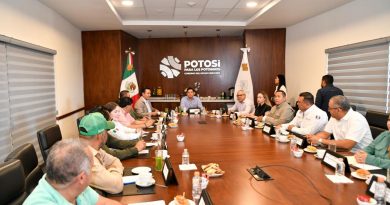 RICARDO GALLARDO ACUERDA REFORZAR A POLICÍAS MUNICIPALES CON ALCALDES DE LA ZONA MEDIA