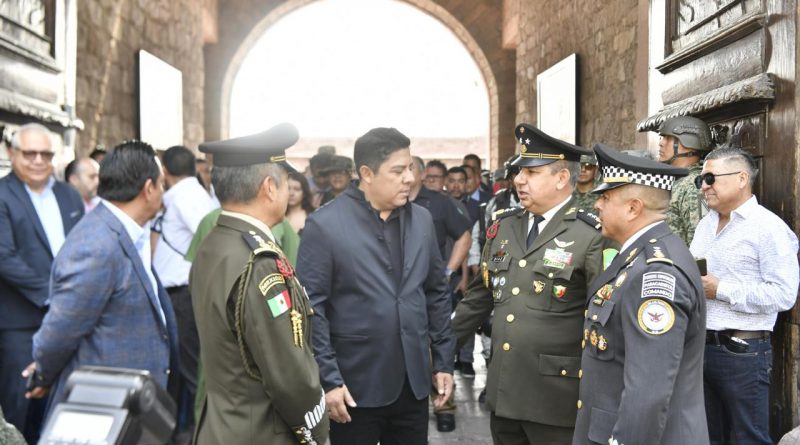 RECONOCEN MANDOS MILITARES A RICARDO GALLARDO POR RESULTADOS HISTÓRICOS EN SEGURIDAD