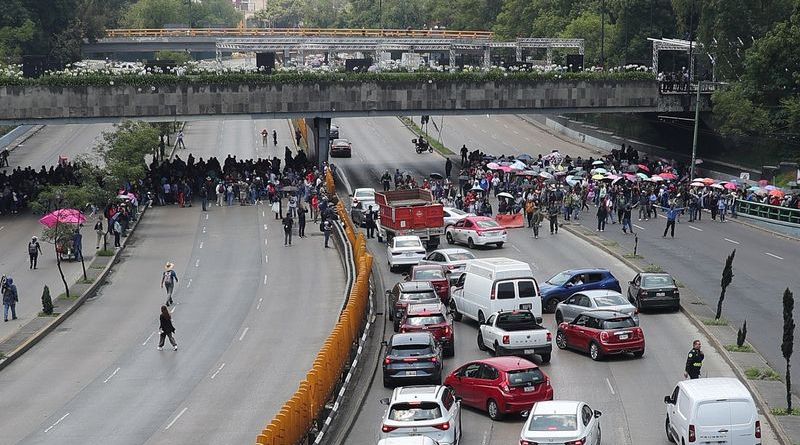 CNTE NO LLEGA A ACUERDO CON SEGOB Y ESCALARÁN PROTESTA A DÍAS DE MUNDIAL