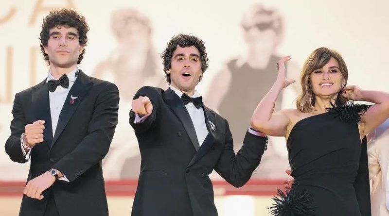 “LA BOLA NEGRA” LOGRA 20 MINUTOS DE APLAUSOS EN CANNES