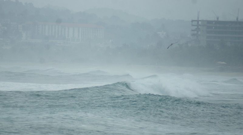 ¿LLEGA EL PRIMER HURACÁN? CONAGUA ALERTA POR ZONA DE BAJA PRESIÓN EN EL PACÍFICO