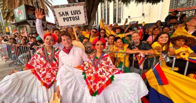 CULTURA POTOSINA BRILLA EN DESFILE NACIONAL