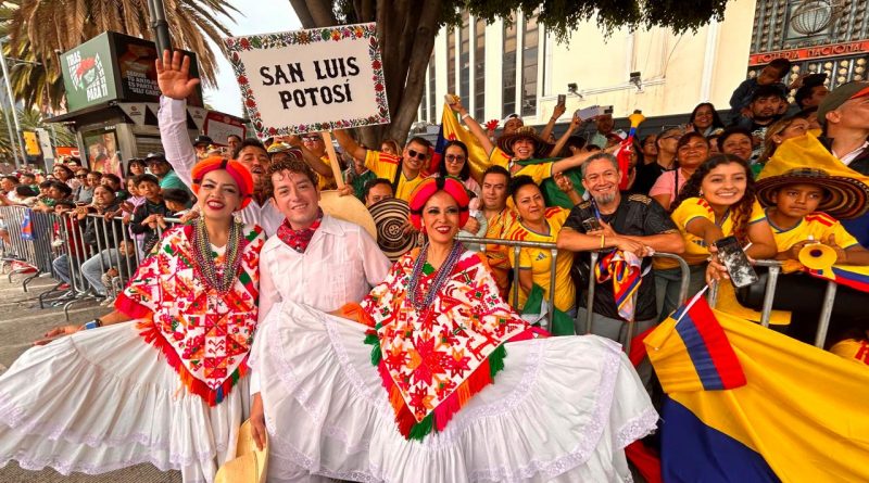 CULTURA POTOSINA BRILLA EN DESFILE NACIONAL