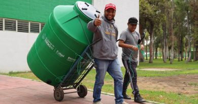 GOBIERNO ESTATAL ACERCA TINACOS A FAMILIAS POTOSINAS