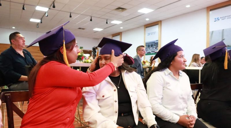 GOBIERNO ESTATAL IMPULSA MÁS OPORTUNIDADES PARA MUJERES EN EL AUTOTRANSPORTE