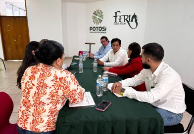 GOBIERNO ESTATAL FORTALECE CAPACITACIÓN SANITARIA PARA LA FENAPO 2026