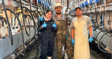 ESTUDIANTES DE MEDICINA VETERINARIA Y ZOOTECNIA DE LA UNIVERSIDAD DE MATEHUALA REALIZAN PRÁCTICAS PROFESIONALES EN UNIDAD DE PRODUCCIÓN LECHERA DE TORREÓN, COAHUILA