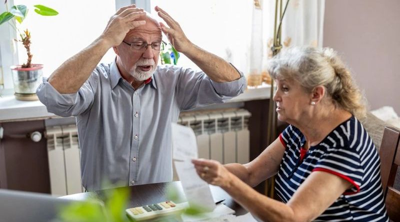 ALERTAN POR FRAUDE A ADULTOS MAYORES, ASÍ OPERAN ESTAFADORES PARA VACIAR SUS CUENTAS BANCARIAS