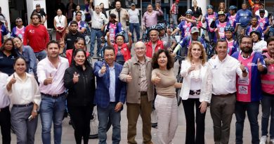 Enrique Galindo entrega bicicletas a personal operativo como estímulo a su importante labor