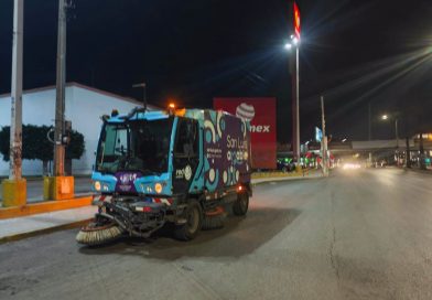 Gobierno de la Capital realiza labores de limpieza en diversas vialidades