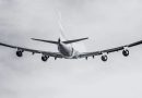 AVIÓN ES ALCANZADO POR FUEGOS ARTIFICIALES DURANTE LOS FESTEJOS DEL 4 DE JULIO EN CHICAGO